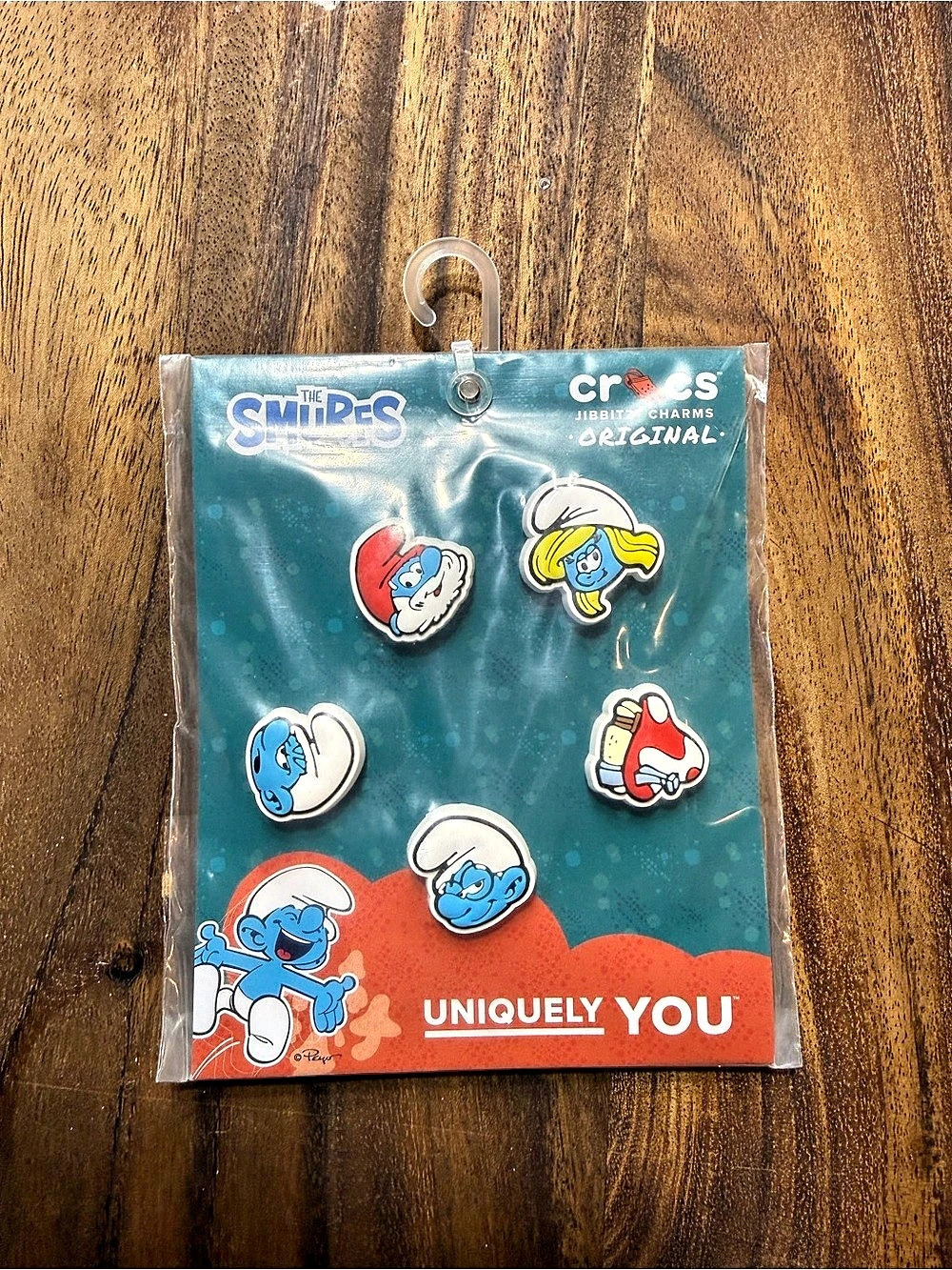 Crocs The Smurfs Jibbitz Charms 5-Piece Shoe Charm Set Blue & Red NWT